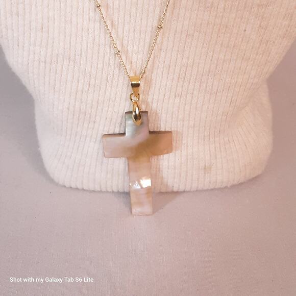 Dainty Necklace Abalone Cross Pendant On 18K Gold Plated Station Chain - Picture 2 of 12